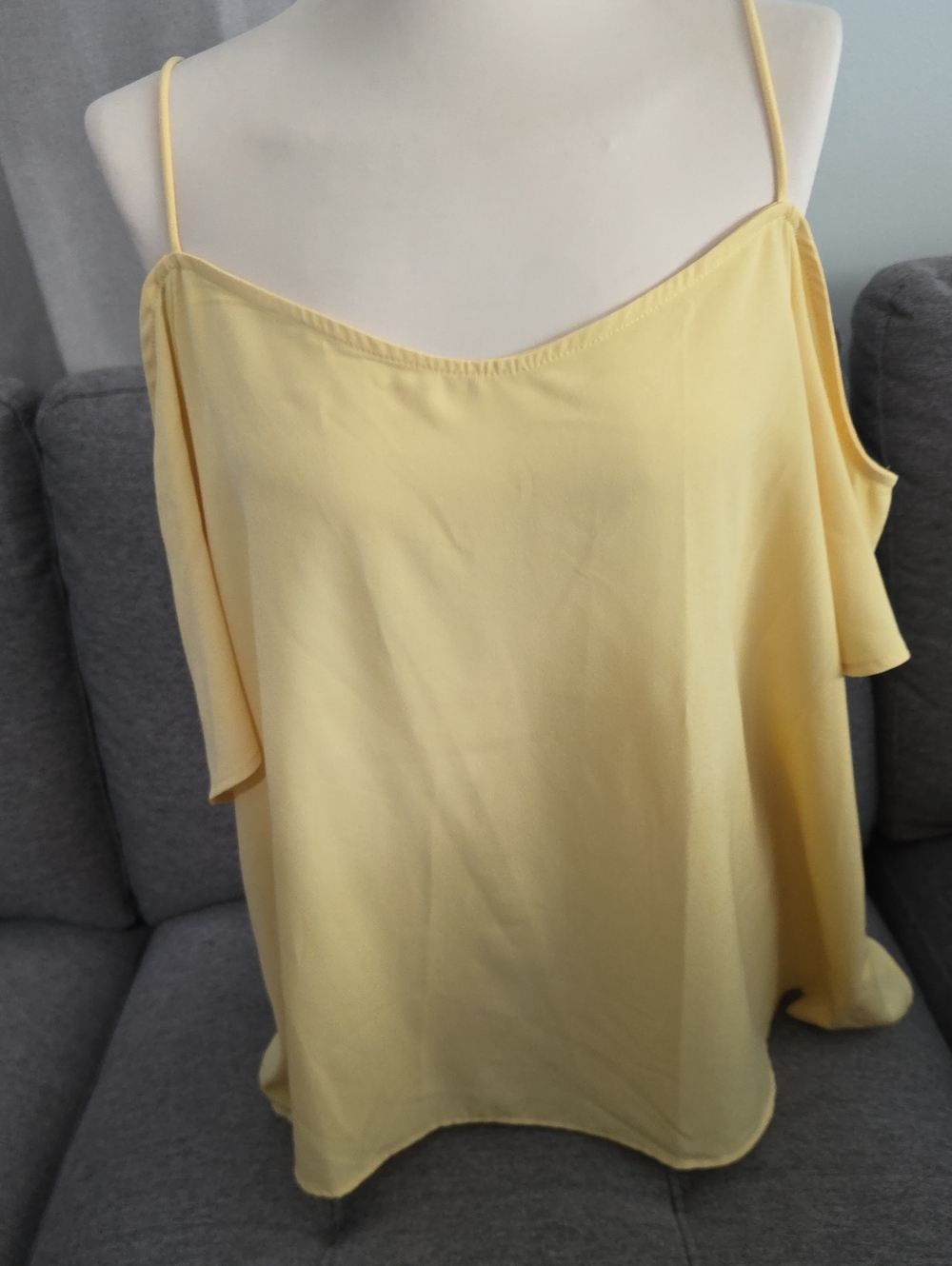 bp Yellow Cold-Shoulder Spaghetti Strap Camisole